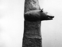 06,-Donna-con-Cane,-1985-Terracotta,-cm-90-36-18